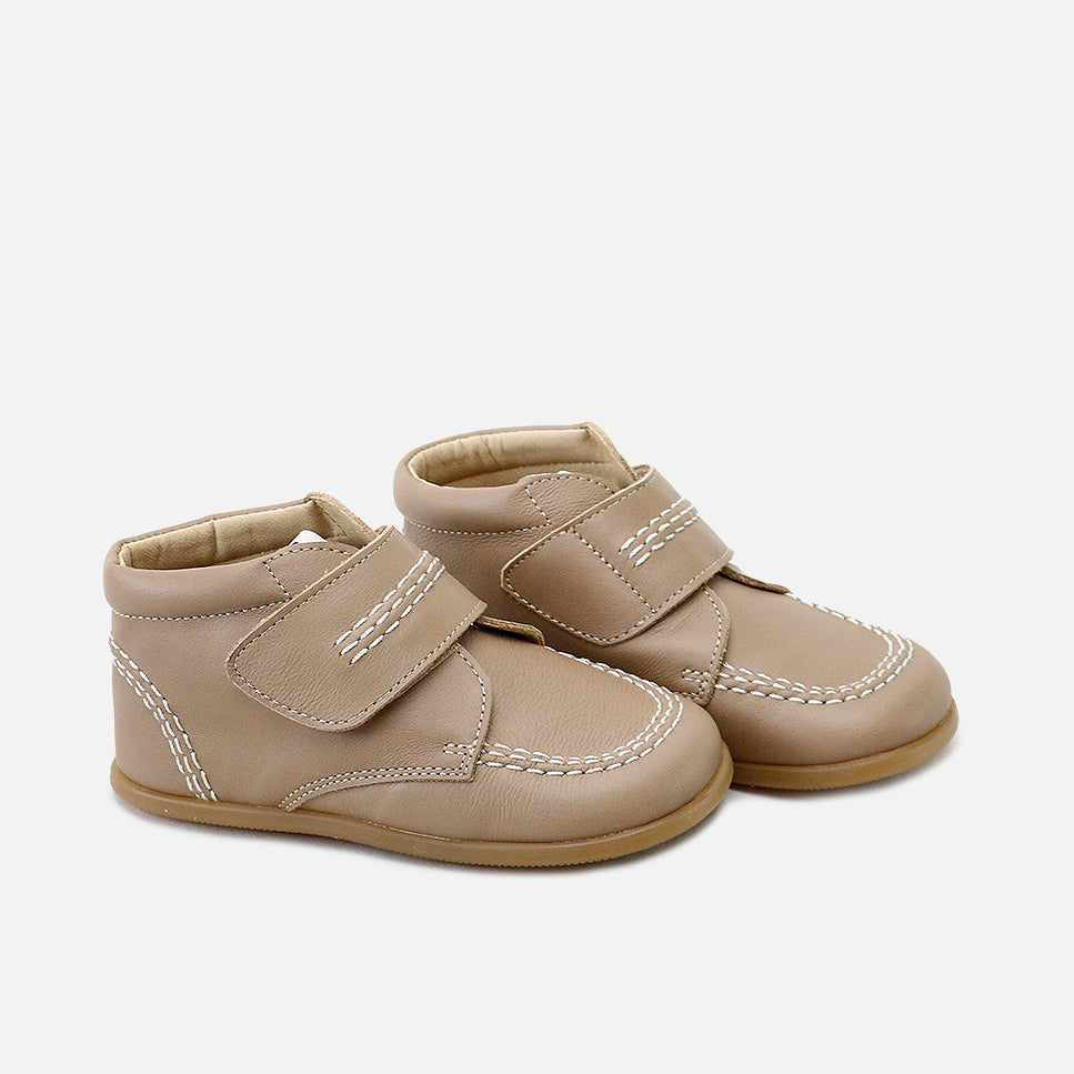 Botitas pespuntes blanditas piel napa sand  Elisoft | Eli 1957