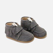 Botitas barefoot con flecos en serraje antracita Elisoft | Eli 1957