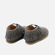 Botitas barefoot con flecos en serraje antracita Elisoft | Eli 1957