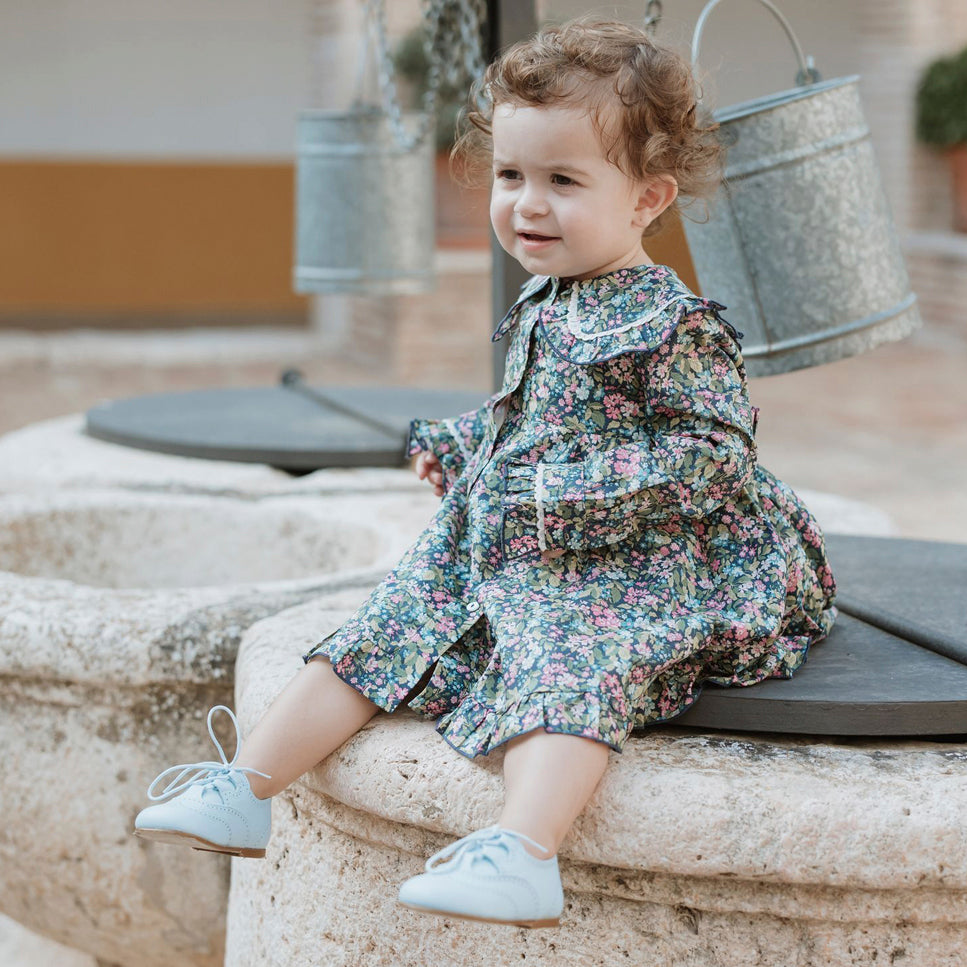 Wales First Steps Celeste Cucada | Eli 1957