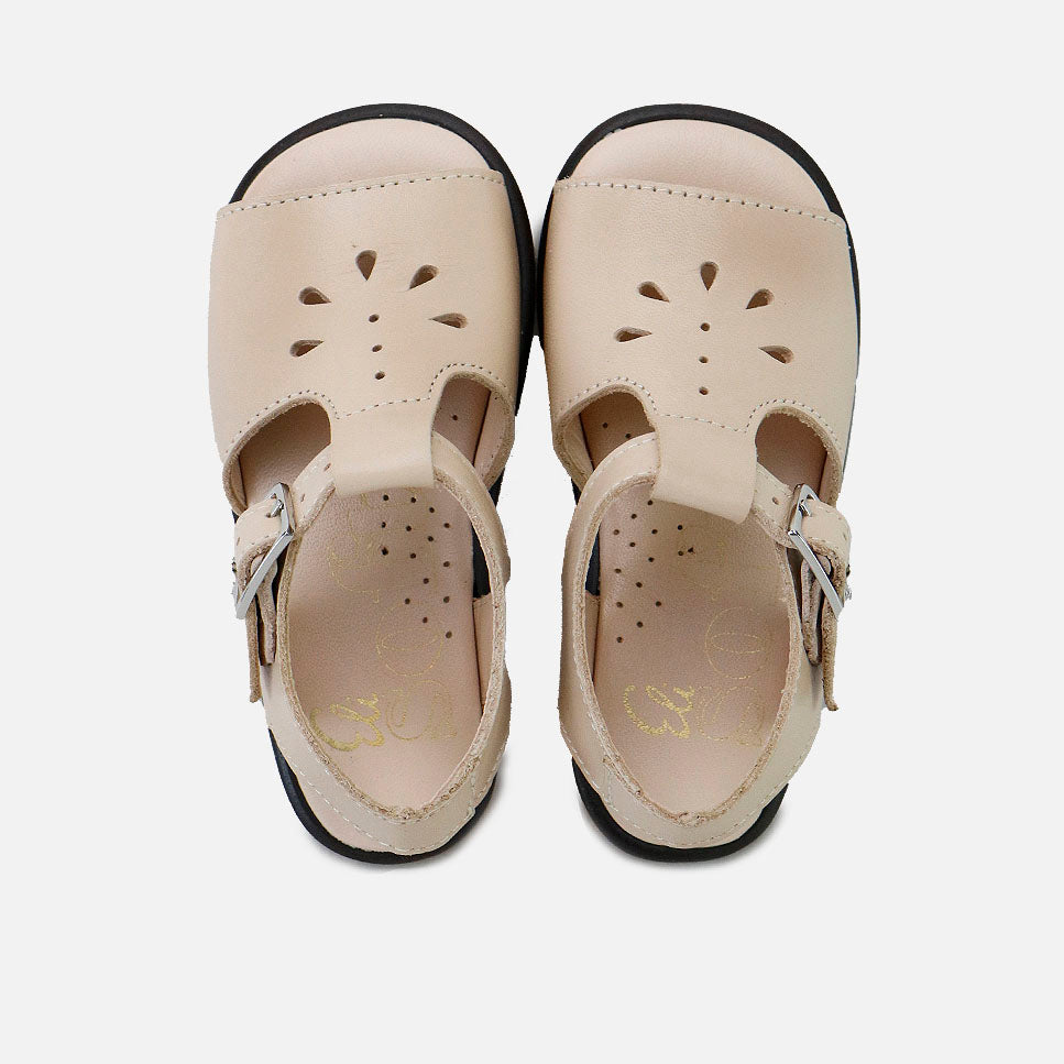 Sandalias Picadas Arena piso oscuro Barefoot Eli | Eli 1957