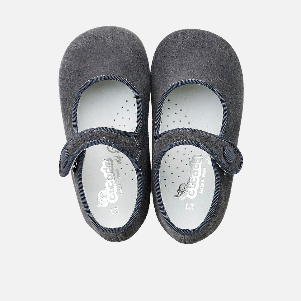 Cute steel-velour button Mary Janes | Eli 1957