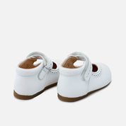White leather Merceditas with perforations for first steps Cucada | Eli 1957