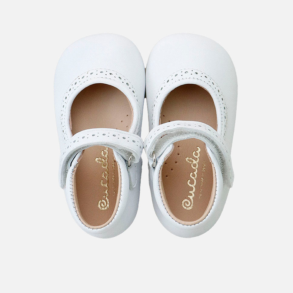 White leather Merceditas with perforations for first steps Cucada | Eli 1957