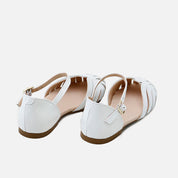 Merceditas de piel blanca calada Papanatas | Eli 1957