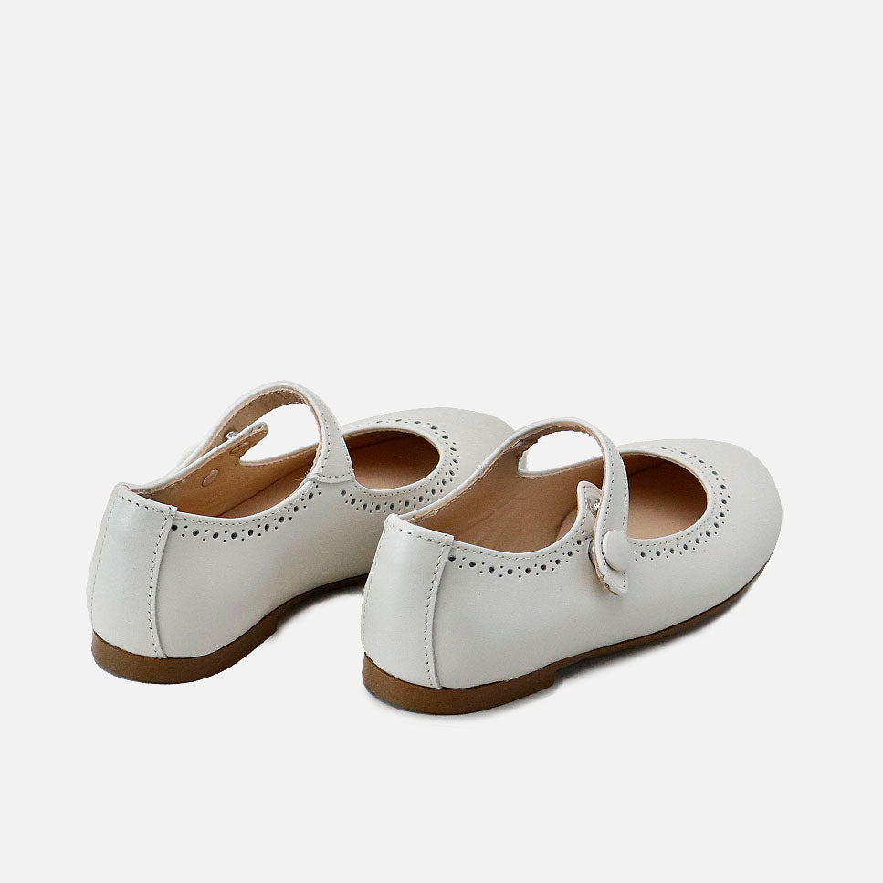 Merceditas Picadas piel beig Papanatas | Eli 1957