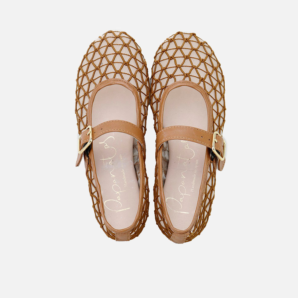 Bailarina cuero con rejilla y lazada papanatas| ELI 1957