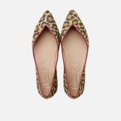 Pointed-toe animal print ballet flats | Eli 1957