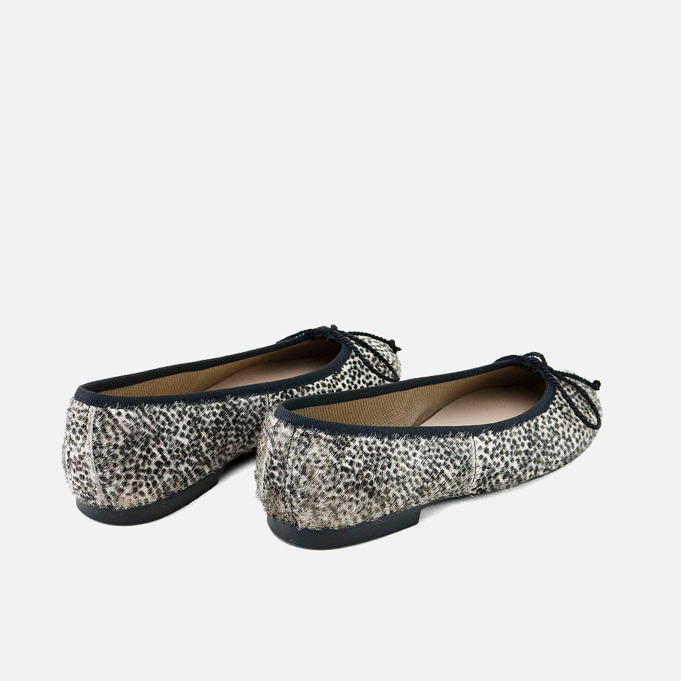 Leather cord ballet flats with pompom | Eli 1957