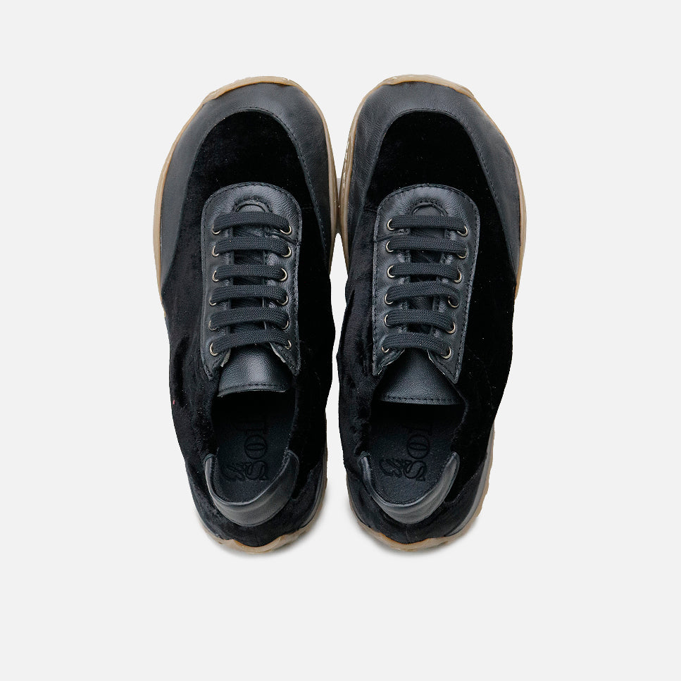 Zapatillas barefoot de terciopelo velvet negro Elisoft | Eli 1957