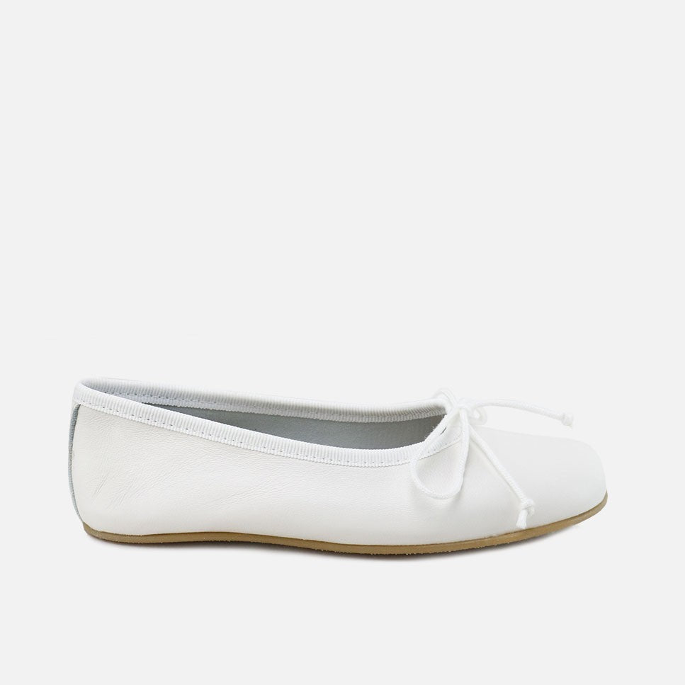 Bailarinas-Blanditas-Lazo-Blanco-Papanatas.jpg