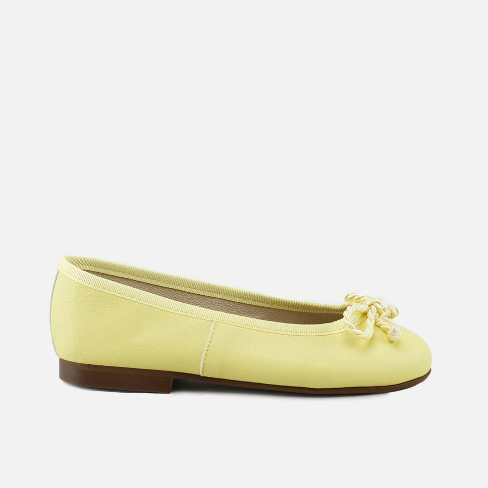 Bailarinas-Lazo-Amarillo-Papanatas.jpg