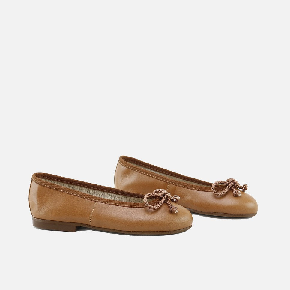 Bailarinas-Lazo-Cognac-Papanatas-2.jpg