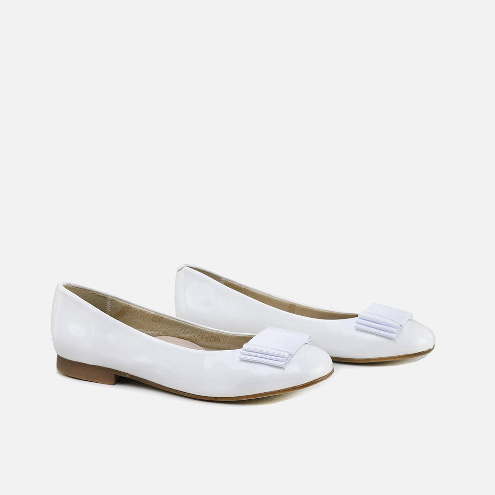 Bailarinas-Lazo-Zapatero-Charol-Blanco-Papanatas-2.jpg