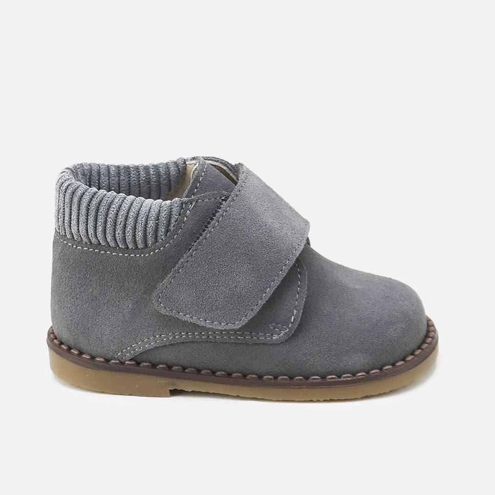 Botita-Velcro-Gris-Cute-Cucada.jpg
