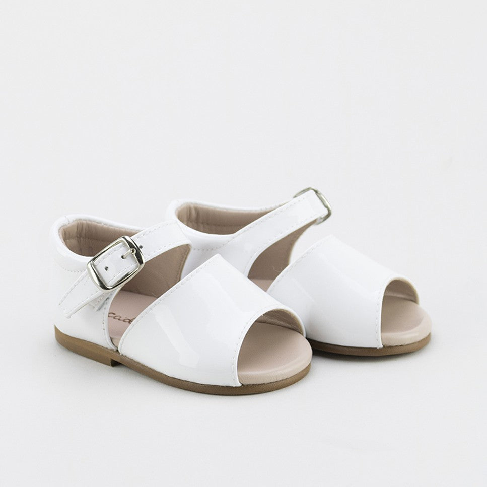 Sandalias-Charol-Blanco-Cucada-2.jpg