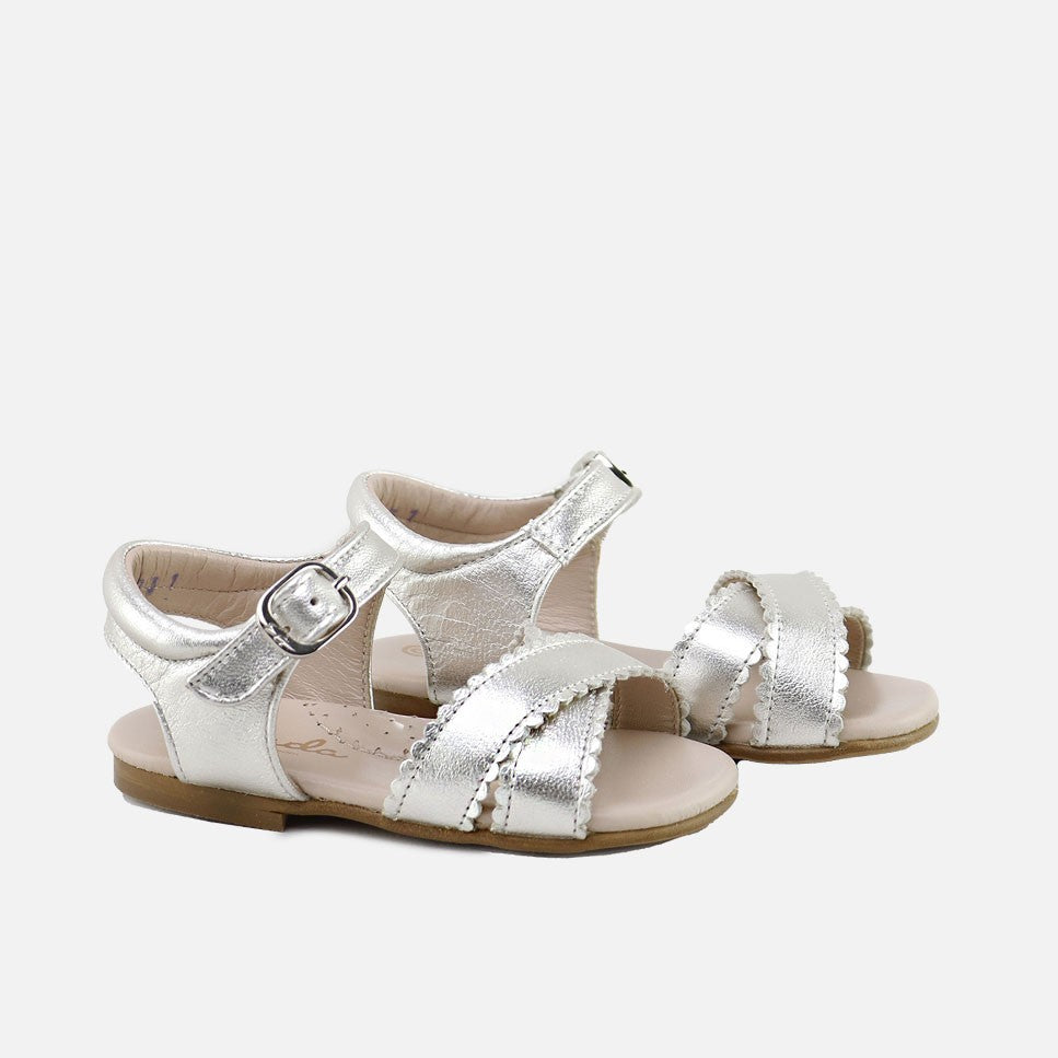 Sandalias-Metalizadas-Oro-Primeros-Pasos-Cucada-2.jpg