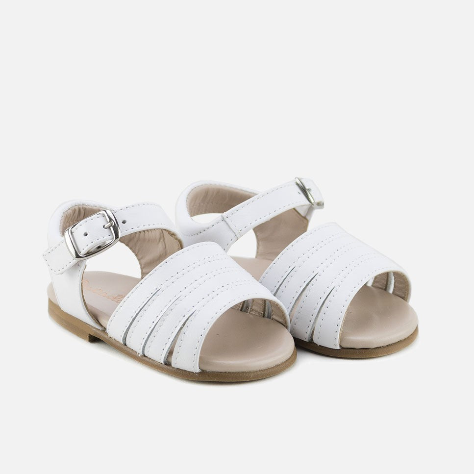 Sandalias-Tiras-Blancas-Primeros-Pasos-Cucada-2.jpg