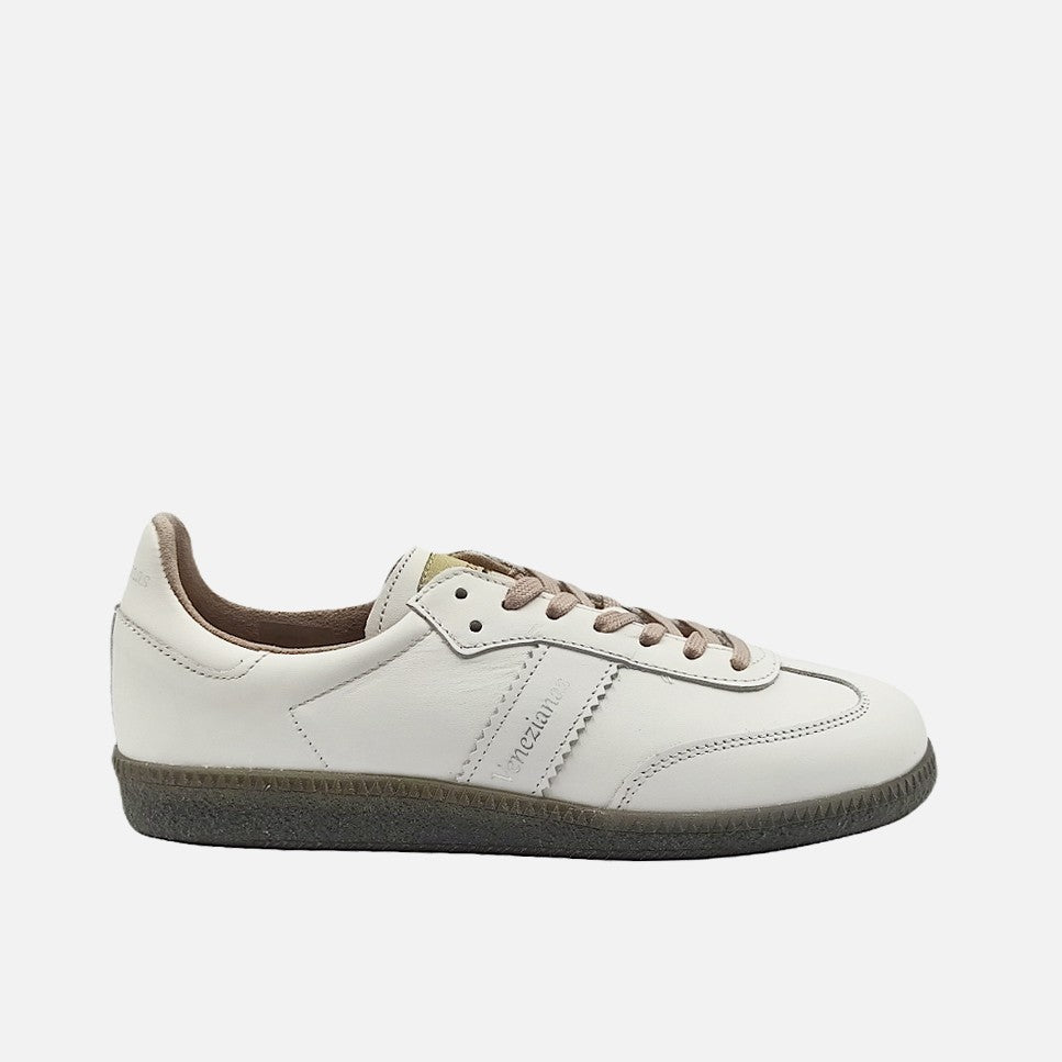 Sneakers-Blanco-Venezianas.jpg