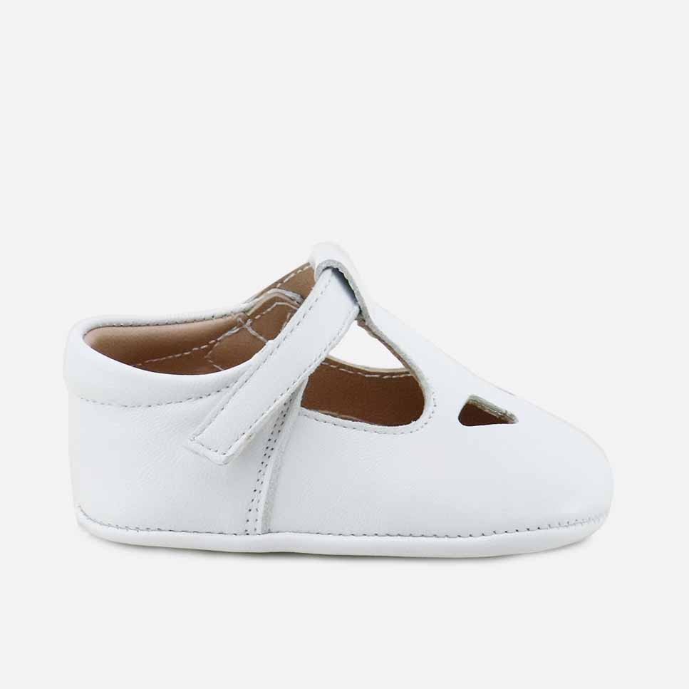 Zapatito-Perforado-Bebe-Blanco-Cucada.jpg