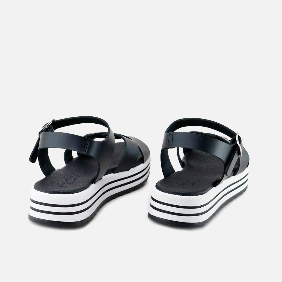 Papanatas black crossed strap platform sandals | Eli 1957
