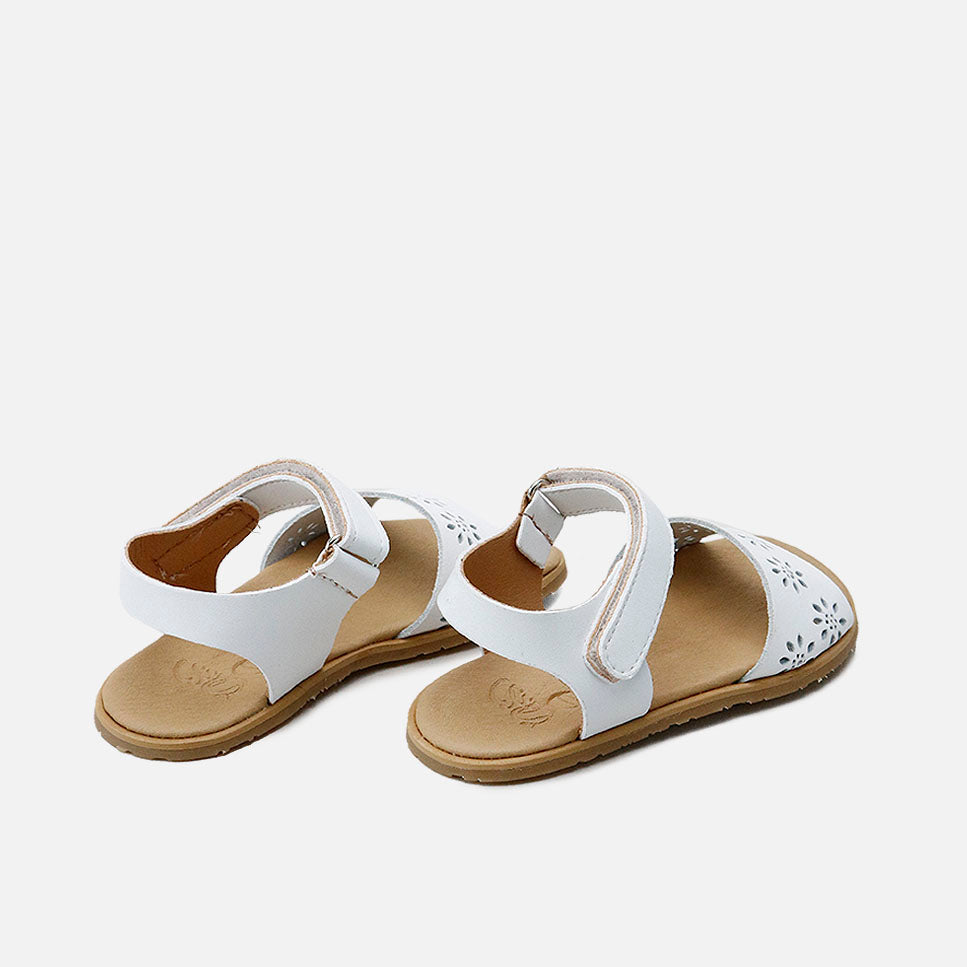 Sandalias barefoot piel blanca flores troqueladas Elisoft | Eli 1957